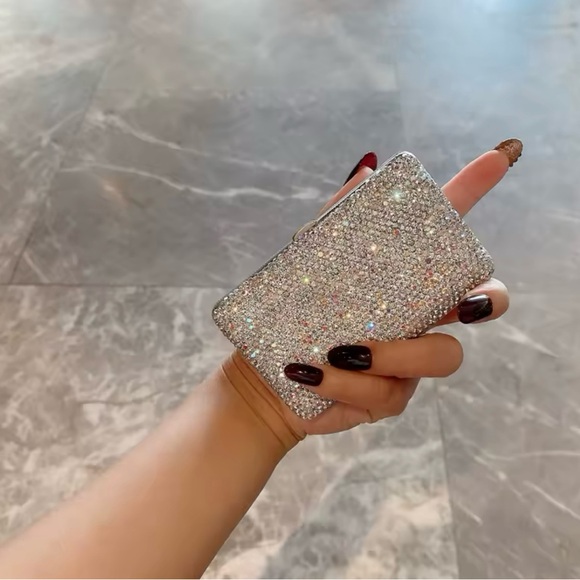 Brand new crystal cigarette case - Picture 4 of 4